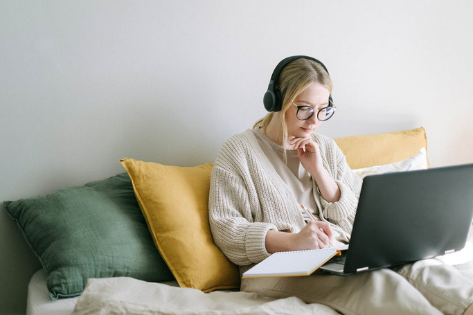 virtual receptionist
